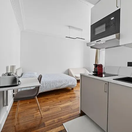 Comfortable In Pariss 17th Arrondissement *