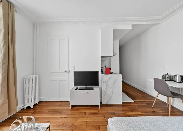 Appartement Comfortable In Pariss 17th Arrondissement