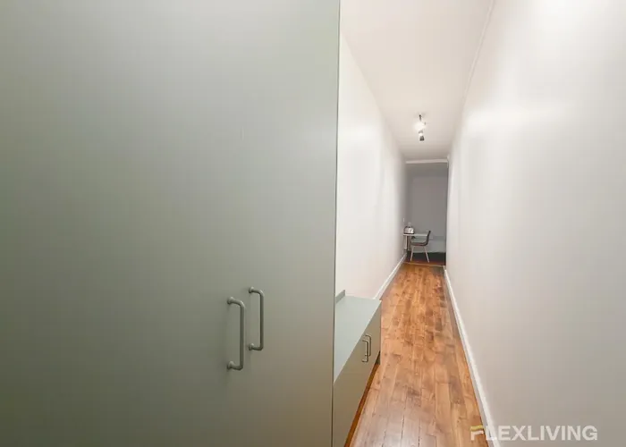 Comfortable In Pariss 17th Arrondissement Appartement